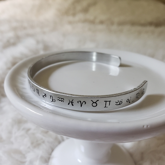 🆕️✋️ handmade • astrology bracelet - Picture 3 of 7